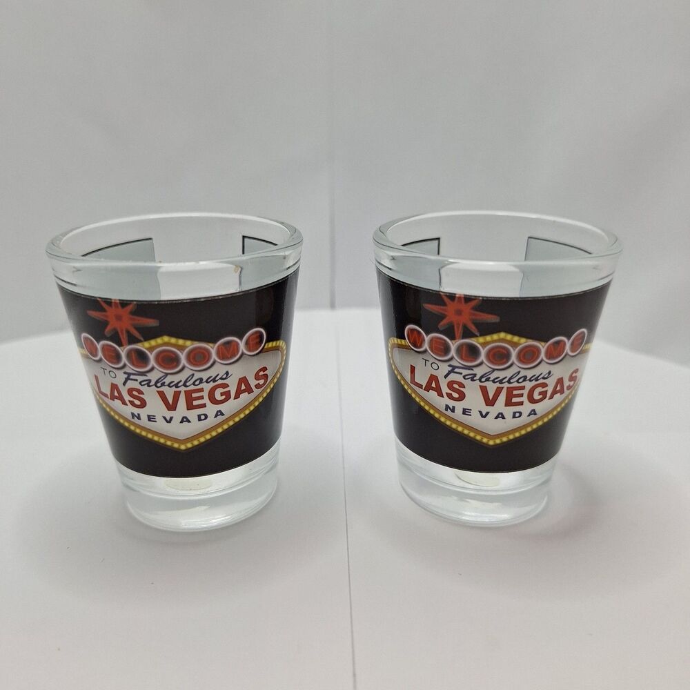 Welcome to Fabulous Las Vegas Sign Dice Shot Glasses (2)